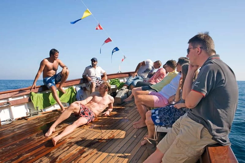 Ischia by Sea: Boat Tour through Wonders,Silence Hidden Bays - A Day of Abundant Highlights on the Water