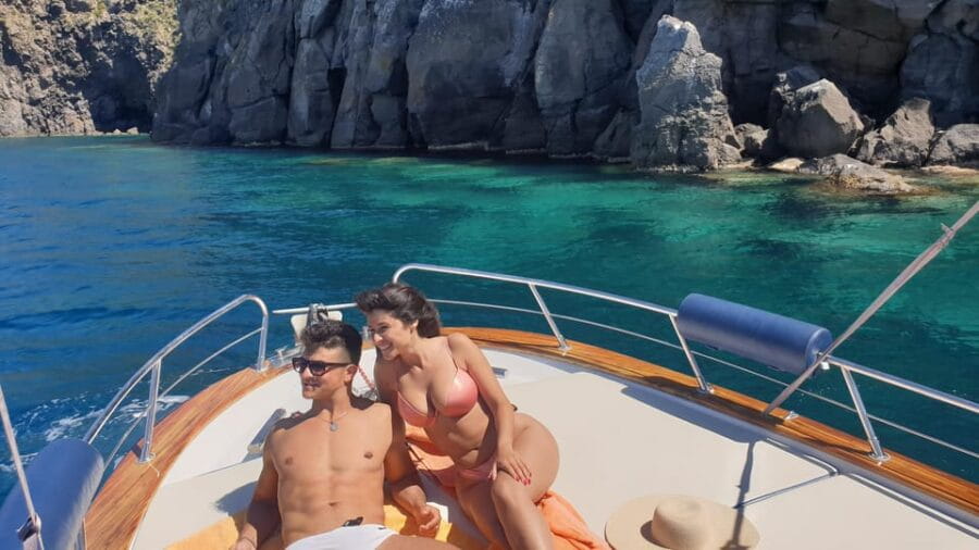 Island of Ischia: private full day boat tour on Aprea 7,5m O - Who is This Tour Best For?