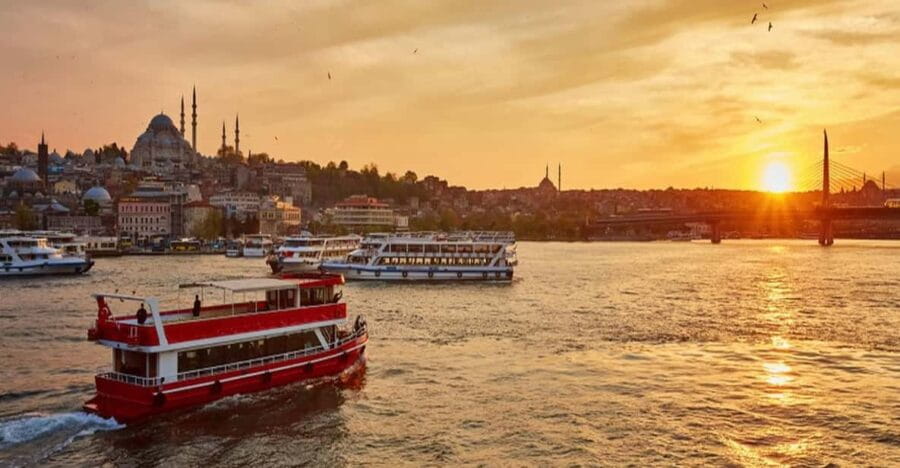 Istanbul Bosphorus Sunset Guided Cruise Tour - Who Is This Tour Best For?