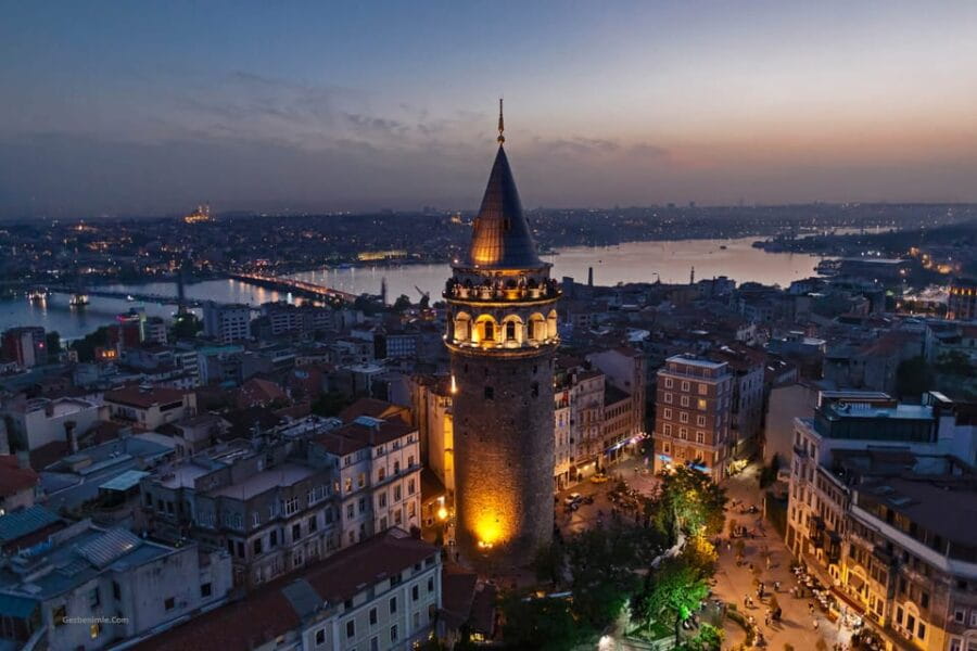 Istanbul: Karakoy District Nighttime Guided Walking Tour - What Makes This Tour Stand Out
