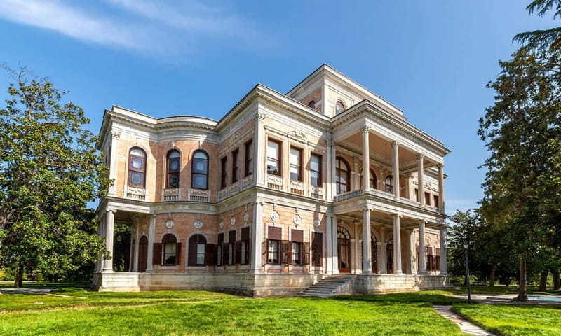 Istanbul: National Palaces Full Pass incl. Dolmabahce Palace - Discovering Artistic and Cultural Treasures