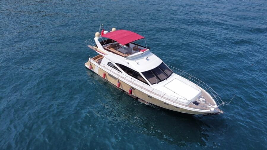 Istanbul: Private Bosphorus Strait Sightseeing Yacht Cruise - The Experience: What You Can Expect on Your Bosphorus Cruise