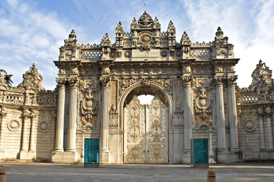 Istanbul:Dolmabahce Palace Skip-the-Line Entry & Audio Guide - Who Will Love This Experience?