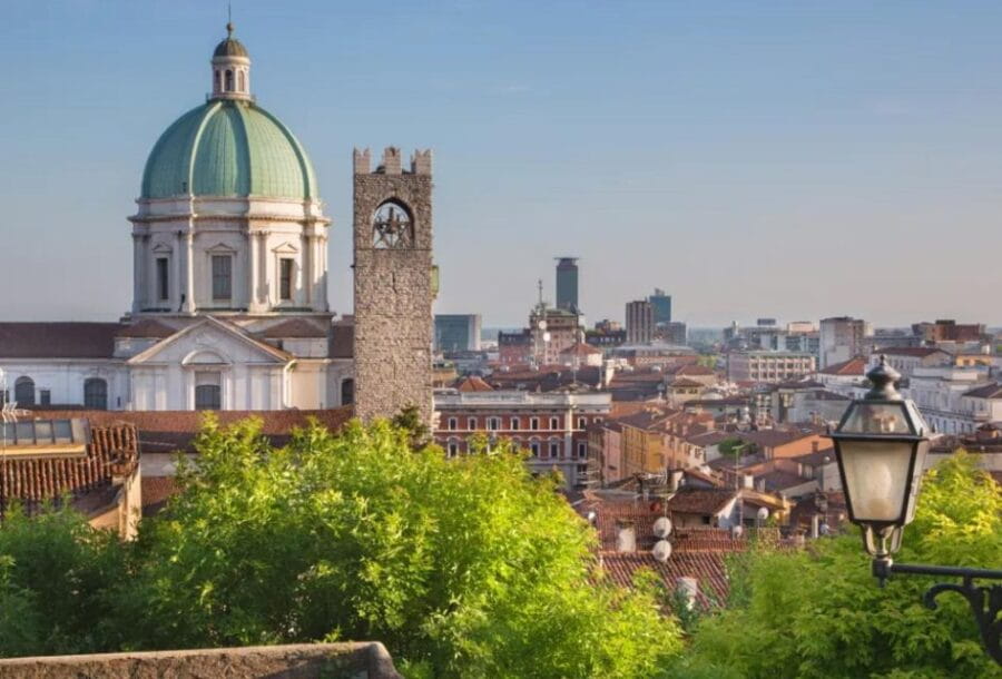 Italy most underrated city:Brescia Walking tour with a drink - End with a Genuine Taste of Local Life