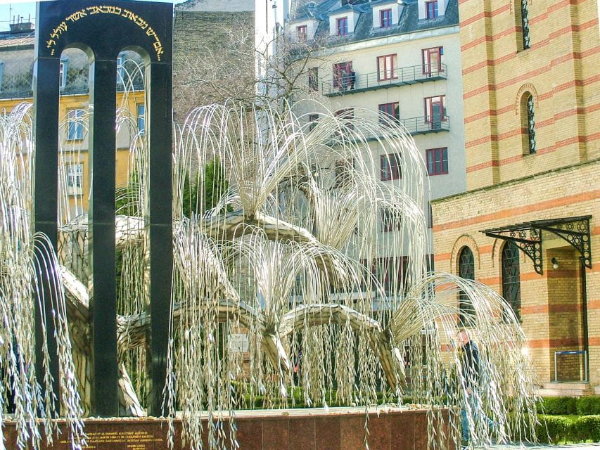 Jewish Heritage / Full tour - Exploring Budapest’s Jewish District: A Deep Dive