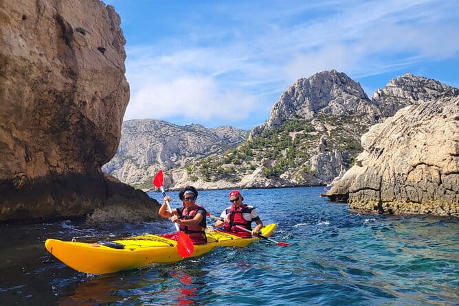 Kayak guided tour with a Local, Cassis Calanques National park - Who Will Love This Tour?