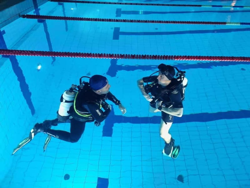 Kielce: Introduction to Scuba Diving with SSI - The Instructor: Professional and Polish