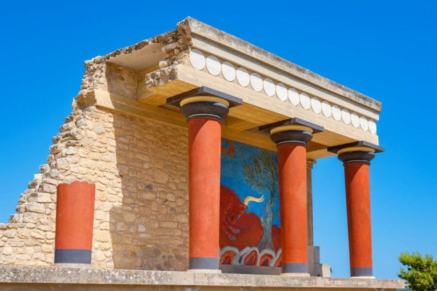 Knossos Palace: E-ticket with Audio and Heraklion City Tour - Exploring Knossos Palace: A Step Back in Time