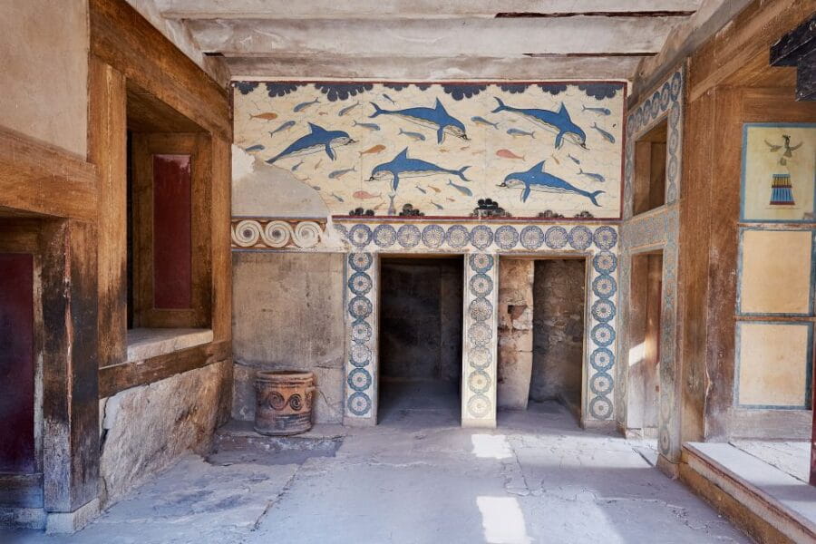 Knossos Palace Skip-the-Line Ticket & Private Guided Tour - Why a Private Guide Makes a Difference