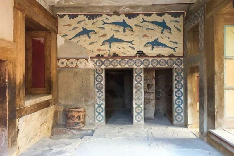 Knossos Place and Minoan Performance from Rethymno - Journey to the Past: Visiting Knossos Palace