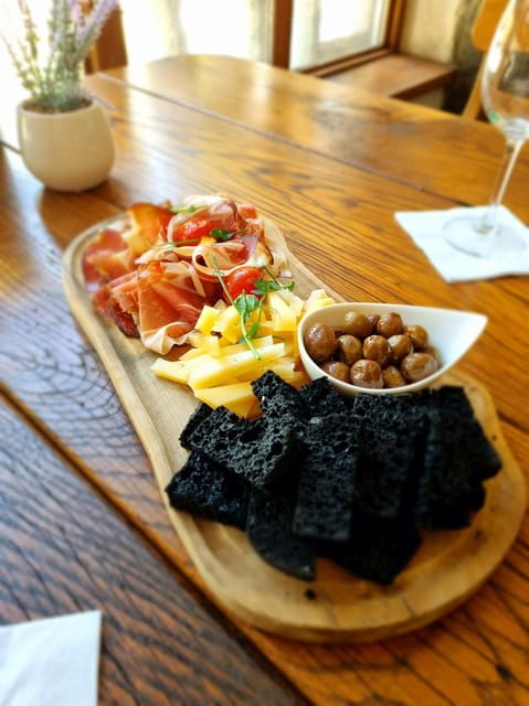 Konavle Valley: Wine tasting at Dubrovnik Cellars - The Taste of History and Heritage