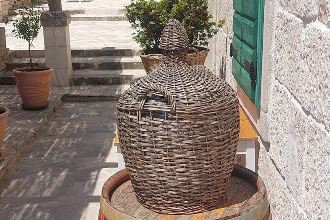 Korula for Wine Lovers - Poip and Grk Wines Private Tour - Exploring Rnovu and the Interior Villages