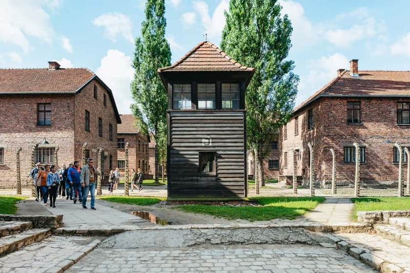 Krakow: Auschwitz-Birkenau Guided Tour with Pickup - Visiting Auschwitz I: The Heart of the Museum