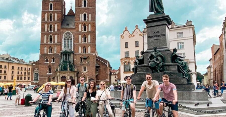 Krakow: Complete Bike tour with all the highlights - A Closer Look at the Itinerary and Highlights
