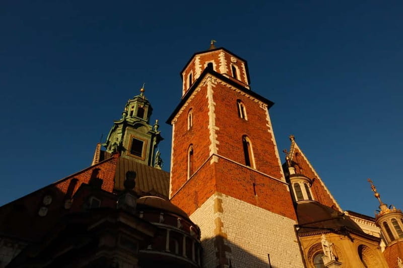 Krakow: Guided Tour with Wawel Cathedral Entry - The Wawel Dragon’s Den: A Legend Comes Alive