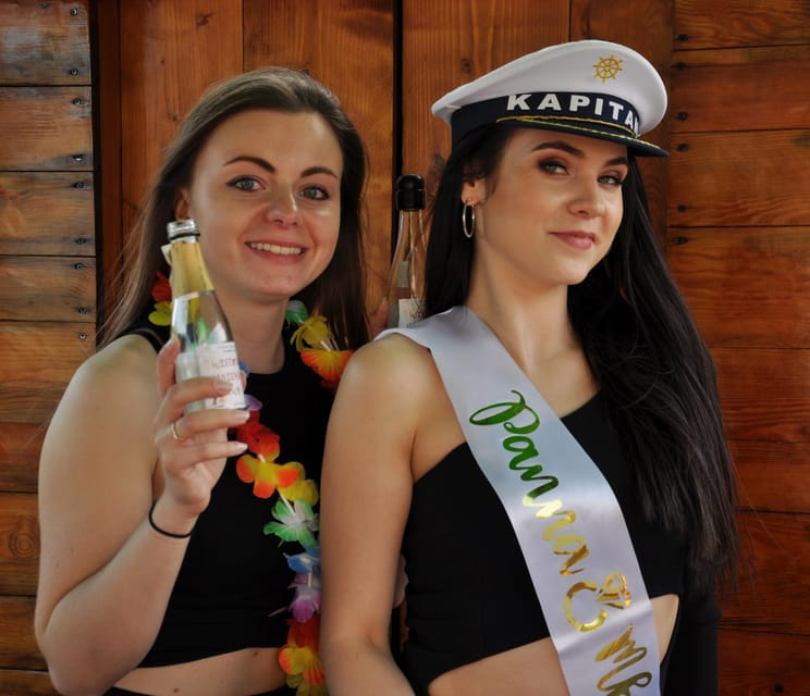 Krakow: Private Gondola Cruise with Delicacies - Who Will Love This Experience?