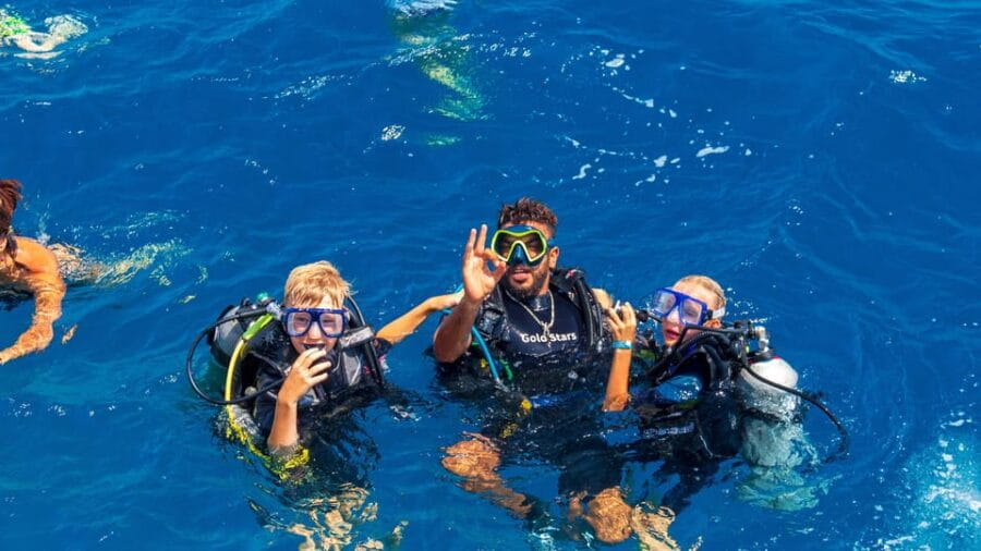 Kusadasi: Scuba Diving for Beginners w/Lunch & Transfer - Entering the Water: What the Experience Looks Like