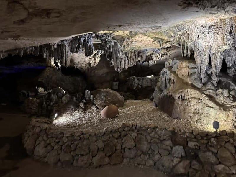 Kutaisi: Tskaltubo Town and Tetra Caves with Wine Tasting - Exploring Sataplia Nature Reserve: Dinosaur Footprints & Panoramas