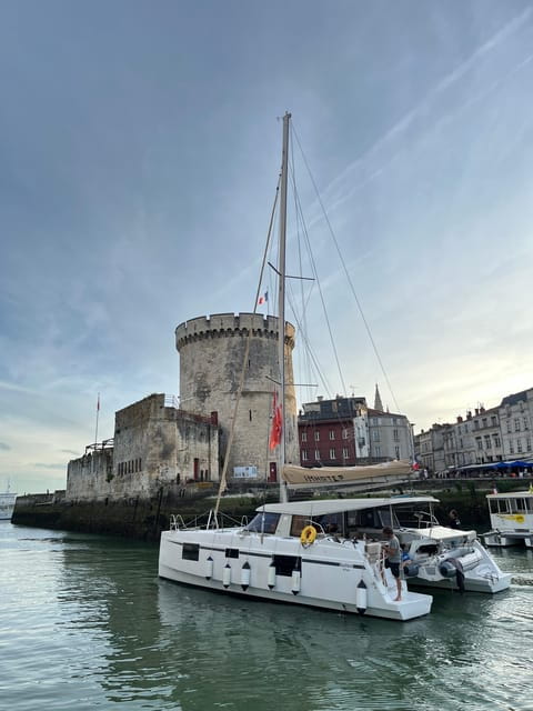 La Flotte en Ré - 2 hrs Evening Catamaran Cruise - Exploring the La Flotte en Ré Evening Catamaran Cruise