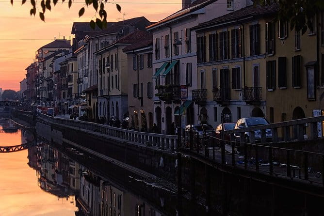 La Scala Museum and Theatre 1 Hour Tour in Milan - Inside the Theater: Views from the Boxes