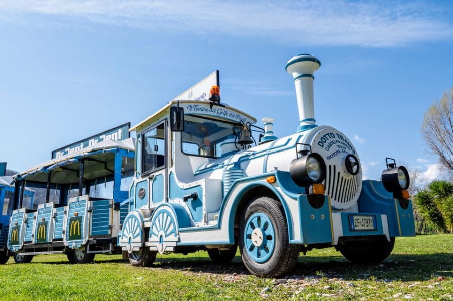 La Spezia: tour HOP ON HOP OFF con trenino e guida turistica - FAQs