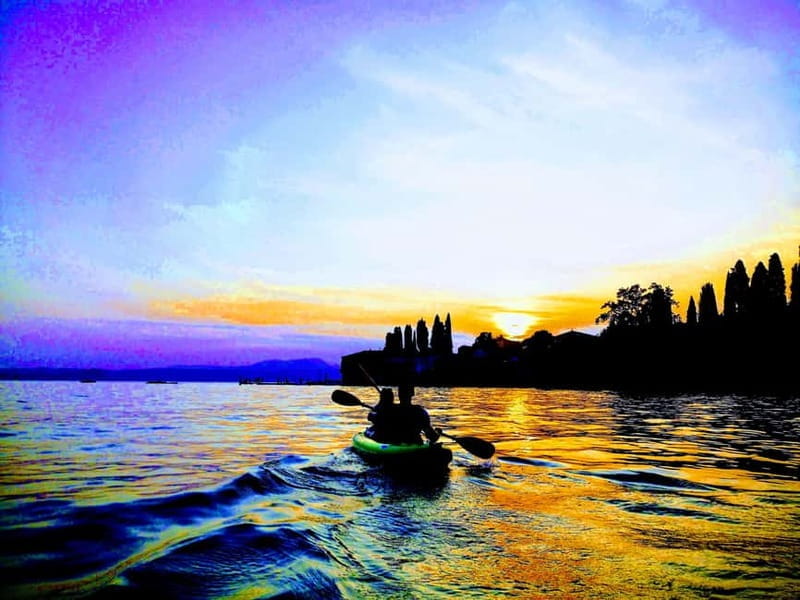 Lake Garda: Sunset Canoeing Tour to Punta San Vigilio - The Detailed Itinerary and What to Expect