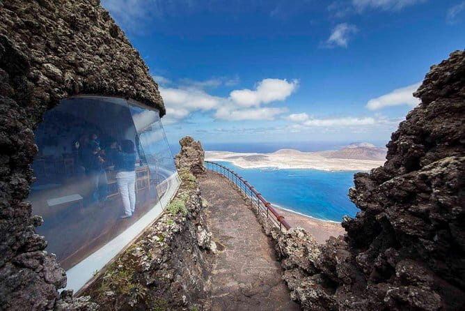 Lanzarote Highlight Tour - The Value of Guided Tours on Lanzarote