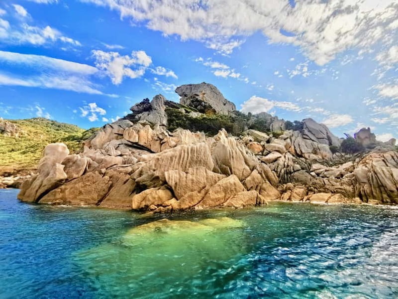 Le grand tour en bateau avec vision sous-marine et baignade - Discover Corsica’s Coastal Charm on a Glass-Bottom Boat