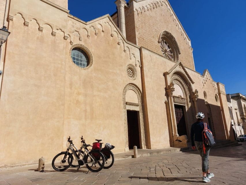 Lecce: E-Bike Tour to Galatina with Olive Mill & Wine taste - Exploring the Tiny Villages of Salento