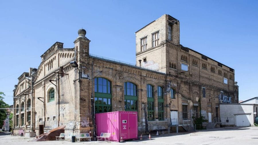 Leipzig: ORIGINS-Life's Epic Journey Exhibition Entry Ticket - Price and Logistics: Is It Good Value?