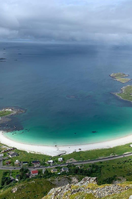 Leknes: 4 Hours Private Exclusive Car Sightseeing in Lofoten - The Vehicle and Logistics: Comfort, Convenience, and Eco-Friendliness