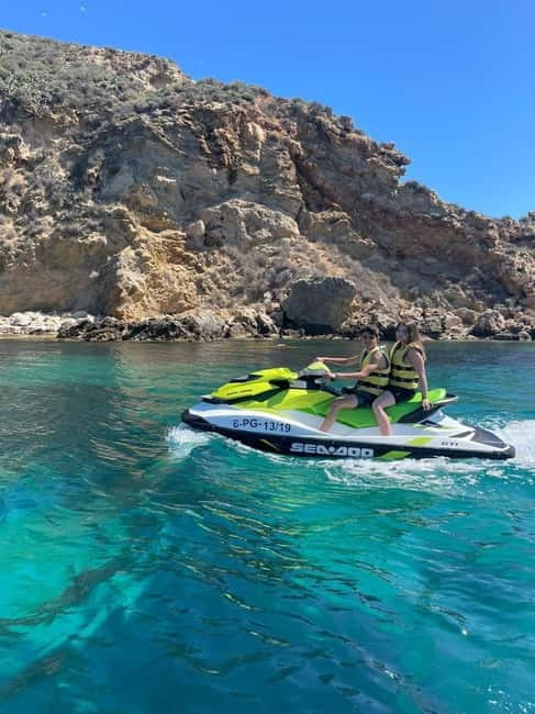 L'ESTARTIT: 30' JET SKI TOUR OF THE MEDES ISLANDS - The Route: A Mix of Speed and Sightseeing