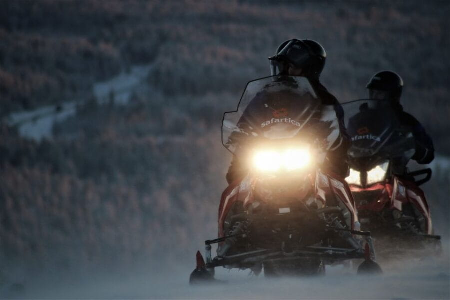 Levi: Evening Snowmobile Safari - Snowmobiling through the Arctic Night
