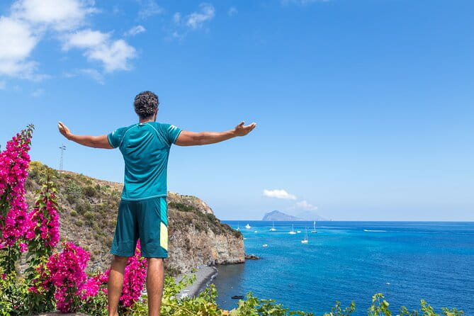 Lipari & Vulcano from Cefalù - Aeolian Islands - Full Day - Who Should Consider This Tour?
