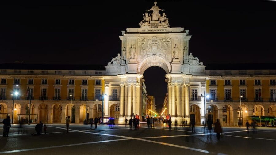 Lisbon: Fado Show, Dinner & City Tour with Local Guide - FAQ