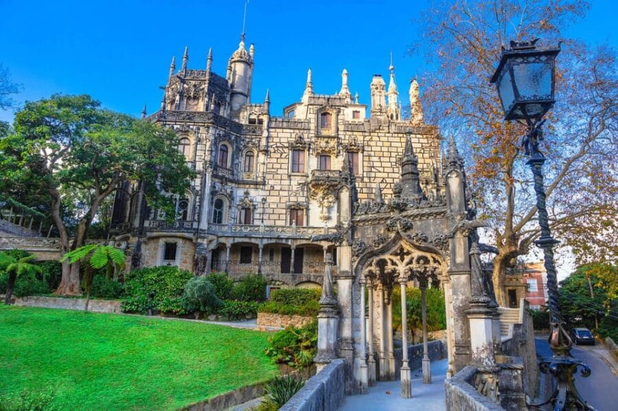 Lisbon: Private Sintra, Pena Palace & Regaleira Day Trip - Exploring Sintra at Its Best: An In-Depth Look