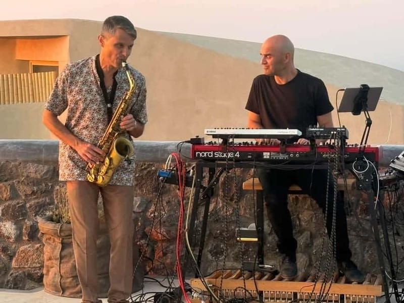 Live Music Dinner with Sunset and Caldera Views - Price and Value