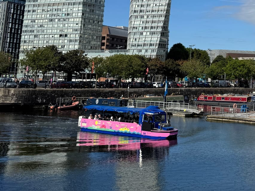 Liverpool: Amphibious Tour and Royal Albert Dock Splashdown - The Guides: Making the Experience Special