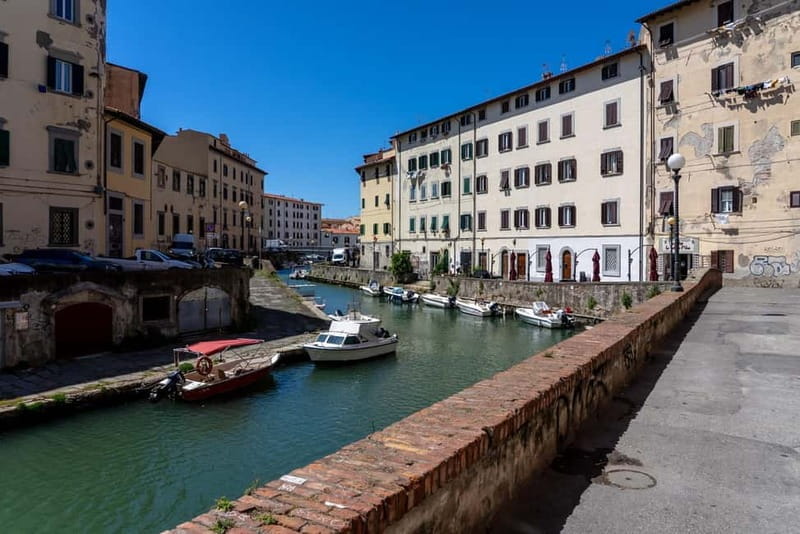 Livorno Photo Tour in English - Price and Logistics: Does It Offer Good Value?