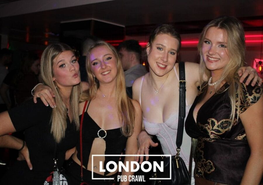 London: Central London Pub Crawl with Drink Deals - Price and Value: What Does $33 Really Get You?