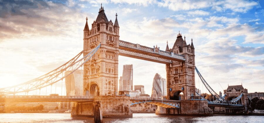 London: Self-Guided History City Tour with an App - Exploring London’s Fire and Roman Past