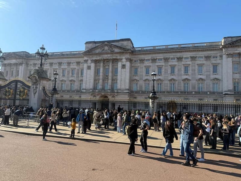London: The Crown Royal Palaces and Royal Parks Walking Tour - The Itinerary: A Walk Through Royal London