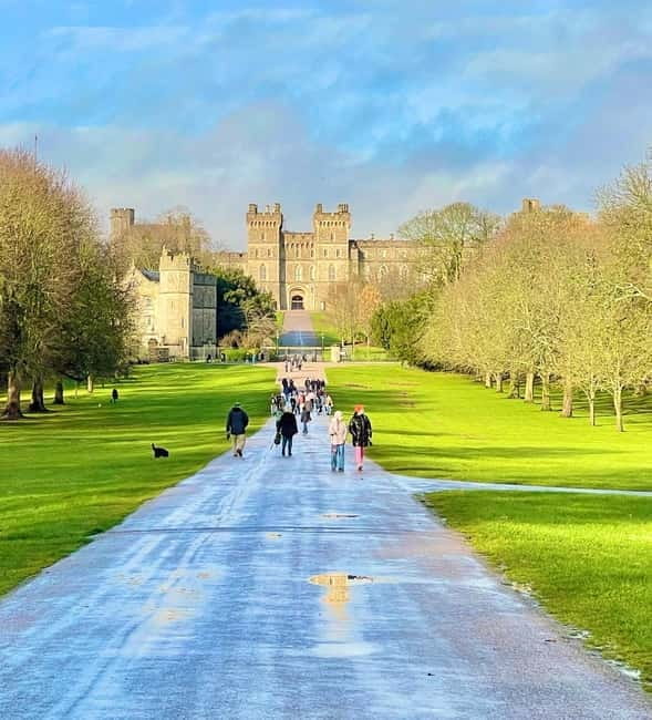 London: VIP Stonehenge Inner Circle and Windsor Day Trip - The Journey Begins: Comfort and Convenience in Transportation