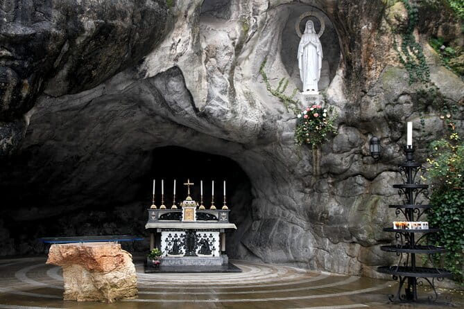 Lourdes Must-see Sites and Sanctuary Private Guided Tour - Practical Tips for Booking and Enjoying the Tour