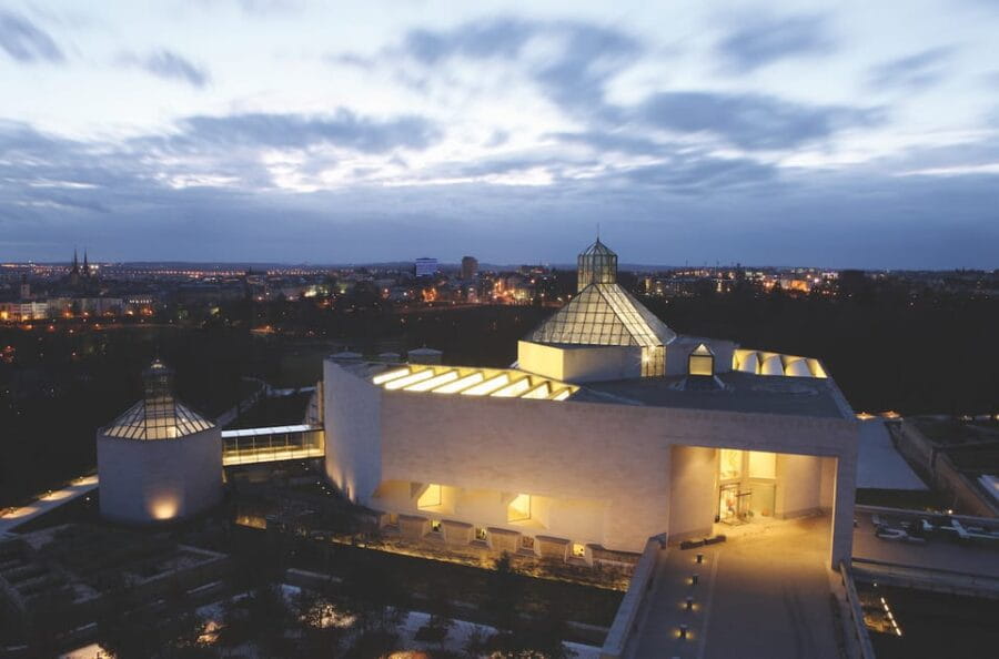 Luxembourg: Mudam Contemporary Art Museum Entry Ticket - Art Collections & Exhibitions: What You’ll See