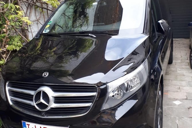 Luxury Minivan from Brussels airport to the city of Brussels - Who Will Love This Service?