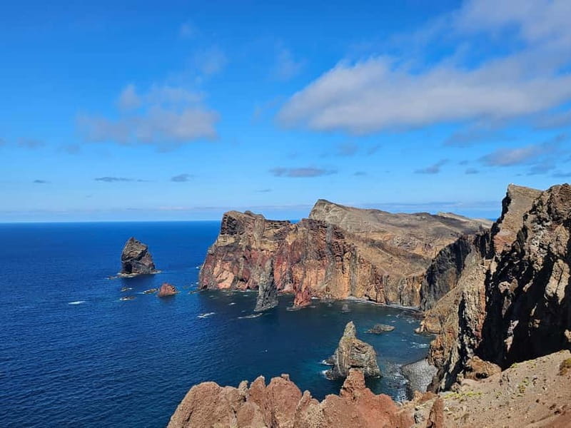 Madeira: Ponta de São Lourenço, Santana e Pico do Arieiro - Walking in the Shadows of Clouds at Ribeiro Frio