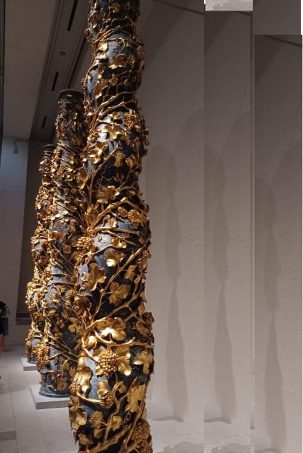 Madrid: Basic Guided Tour of the Royal Collections Gallery - Entering the Royal Collections Gallery