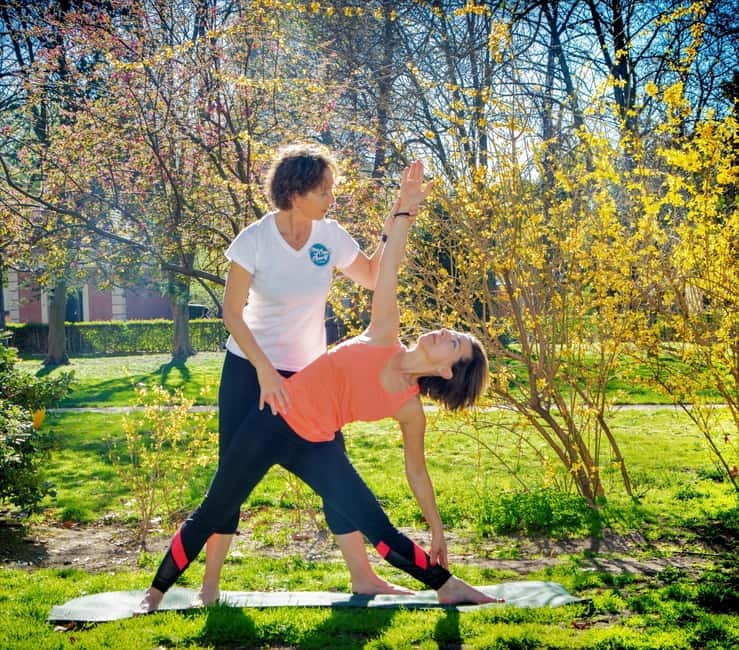 Madrid: Flow Yoga class in Retiro Park - The Practice: What You Can Expect