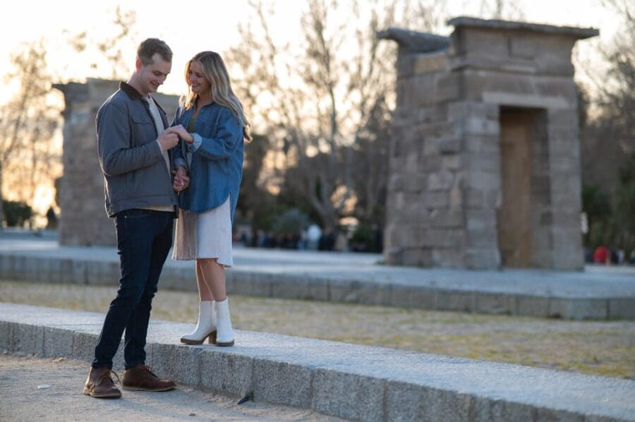 Madrid: Private Photoshoot with a Professional Photographer - Who Should Consider Booking This Photoshoot?